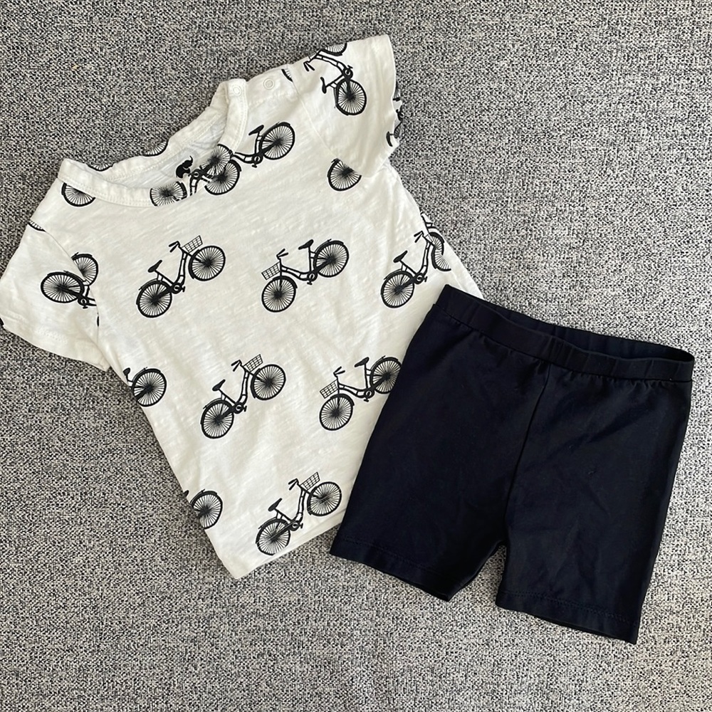 Monica + Andy Bundle: Short Sleeve Crew Neck Tee & Bicycle Shorts